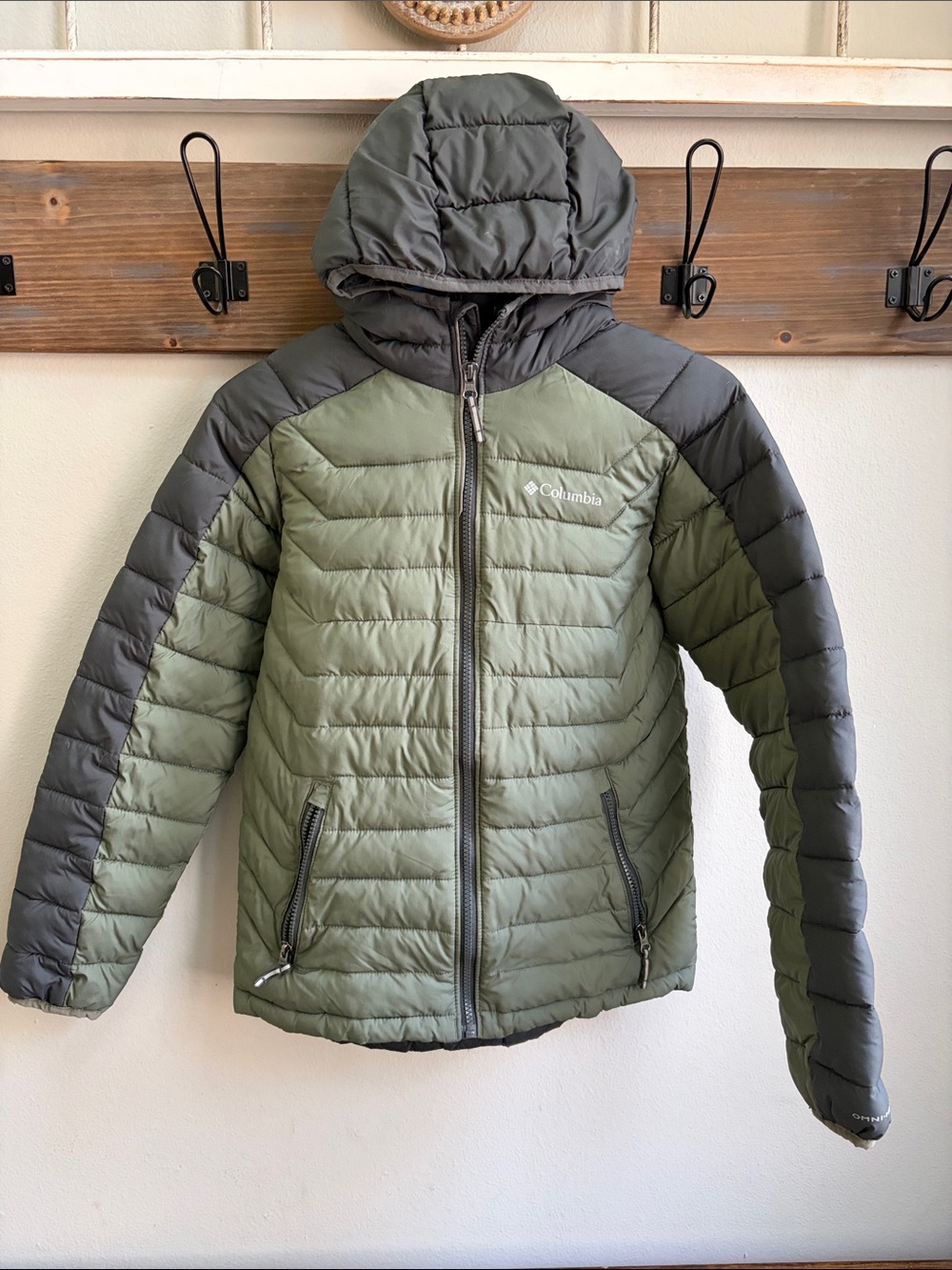 Columbia Kid’s Hooded Puffer Jacket in Olive Green and Charcoal